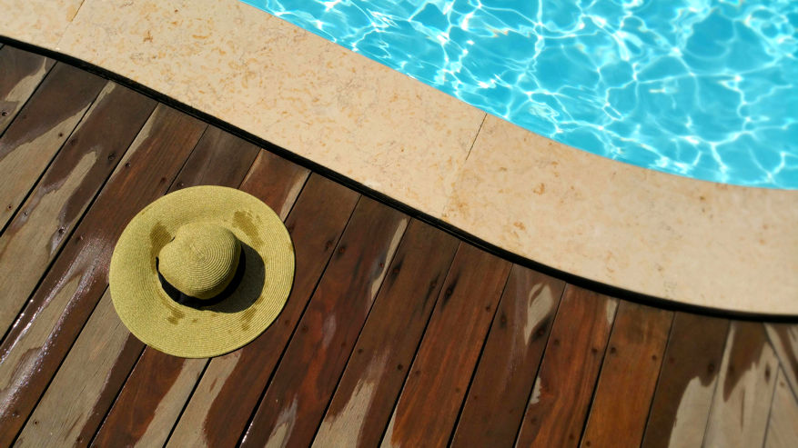 Durabilidade da Madeira: Qual a Melhor Opção para Decks e Pergolados?